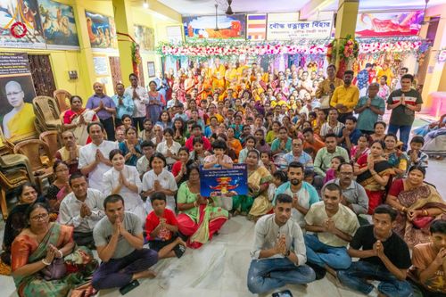 ภาพ No.179664:พิธีทอดกฐินสมทบ ณ วัดพุทธรัตนางกูร พิหาร (Bouddha Ratnangkur Bihar) เมืองกัลกัตตา ประเทศอินเดีย วันที่ 9 พฤศจิกายน พ.ศ. 2567