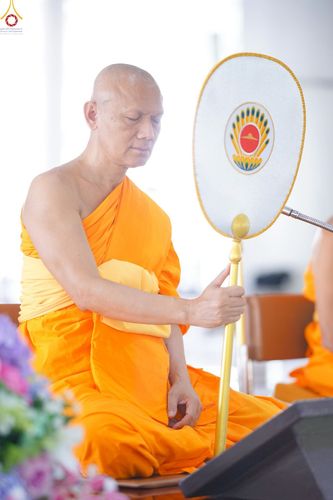 ภาพ No.229653:วันที่ 25 มิถุนายน พ.ศ. 2568 (แรม 15 ค่ำ เดือน 7) พิธีบุพเปตพลี ครั้งที่ 166 ร่วมอุทิศบุญแด่หมู่ญาติที่ล่วงลับไปแล้ว และสืบทอดอายุพระพุทธศาสนา ณ หอฉันคุณยายอาจารย์ฯ วัดพระธรรมกาย