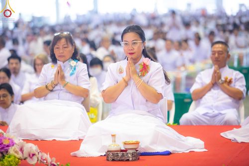 ภาพ No.126491:พิธีตักบาตร ในวันอาทิตย์ต้นเดือนที่ 3 มีนาคม พ.ศ. 2567 ณ บ้านแก้วเรือนทองคุณยายฯ วัดพระธรรมกาย