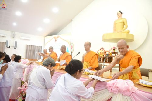 ภาพ No.246431:วันที่ 12-14 กันยายน พ.ศ. 2568 โครงการบวชอุบาสกแก้ว อุบาสิกาแก้ว รุ่นที่ 1 ผู้แทนทอดกฐินสามัคคีทั่วไทย 30,000 วัด จ.สระบุรี บูชาธรรม 81 ปี หลวงพ่อธัมมชโย ณ ศูนย์ปฏิบัติธรรมสระบุรี อ.พระพุทธบาท จ.สระบุรี