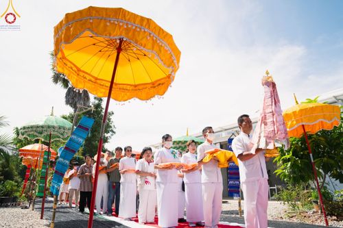 ภาพ No.97640:พิธีทอดกฐินสามัคคี เพื่อถมดินทำถนนและใช้ป้องกันน้ำท่วม ณ ศูนย์ปฏิบัติธรรมจังหวัดนครนายก อ.องครักษ์ จ.นครนายก วันที่ 19 พฤศจิกายน พ.ศ. 2566