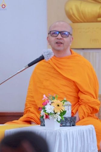 ภาพ No.247545:วันที่ 19-21 กันยายน พ.ศ. 2568 โครงการบวชอุบาสกแก้ว อุบาสิกาแก้ว ตัวแทนทอดกฐิน 30,000 วัด รุ่นที่ 2 ณ ศูนย์กัลยาณมิตรบางพลี สมุทรปราการ