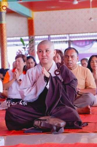 ภาพ No.179224:พิธีทอดกฐิน ณ วัดถ้ำคีรีวงศ์ อ.เปิ้นดัง รัฐเคด้าห์ ประเทศมาเลเซีย ในโครงการกฐินสามัคคีทั่วไทย 30,000 วัด บูชาธรรม 80 ปี หลวงพ่อธัมมชโย โดยคณะศิษยานุศิษย์วัดพระธรรมกาย วันที่ 1 พฤศจิกายน พ.ศ. 2567