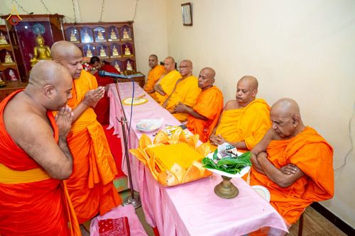 ภาพ No.264453:วันที่ 23 ตุลาคม พ.ศ. 2568 พิธีทอดกฐินสมทบ วัดกัลยาณมิตรต่างประเทศ  บูชาธรรม 81 ปี หลวงพ่อธัมมชโย  ณ วัดศรีอโรคา รามายา , วัดศรีธรรมราชา , วัดเปรดีปะกันเด วิหารายา ในเมืองมาตะเล ประเทศศรีลังกา 