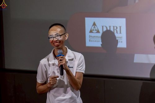 ภาพ No.240013:วันที่ 23 สิงหาคม พ.ศ. 2568 การบรรยายและเสวนา "หลักฐานธรรมกาย" โดยสถาบันวิจัยนานาชาติธรรมชัย นิวซีแลนด์ ณ อาคาร 100 ปี คุณยายฯ วัดพระธรรมกาย