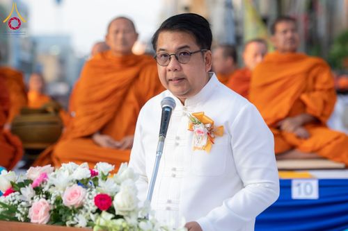 ภาพ No.147841:มหาสังฆทานครั้งยิ่งใหญ่ ตักบาตรพระ 10,000 รูป คณะสงฆ์ 4 ประเทศ 14 จังหวัดภาคใต้ วันอาทิตย์ที่ 11 สิงหาคม พ.ศ. 2567 ณ นิพัทธ์อุทิศ 3 ใจกลางนครหาดใหญ่ จ.สงขลา