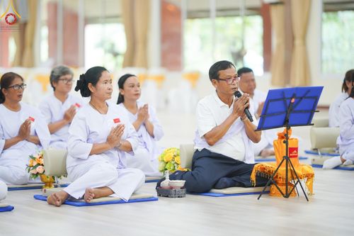 ภาพ No.153703:โครธการอุบาสกแก้ว อุบาสิกาแก้ว รุ่นที่ 1 ตัวแทนทอดกฐินสามัคคีทั่วไทย 30,000 วัด บูชาธรรม 80 ปี หลวงพ่อธัมมชโย ระหว่างวันที่ 6-8 กันยายน พ.ศ. 2567 ณ ศูนย์การศึกษาเขาแก้วเสด็จ จ.ปราจีนบุรี