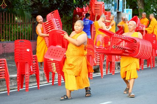 ภาพ No.236780:วันที่ 26-27 กรกฎาคม พ.ศ. 2568 ภาพการเตรียมงาน - เก็บงาน มหาสังฆทานครั้งยิ่งใหญ่ ตักบาตรพระ 1,000 รูป ทำบุญเมืองพัทลุง