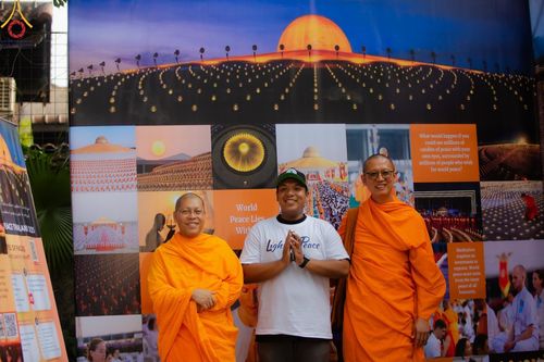 ภาพ No.156357:วัดพุทธบาหลีและวัดพระธรรมกาย จัดปฏิบัติธรรมนานาชาติ 1,151 คนจาก 78 ประเทศ ใน "วันสันติภาพสากล" ณ บาหลี อินโดนีเซีย วันเสาร์ที่ 21 กันยายน พ.ศ. 2567 เวลา 16.00-21.00 น. ณ พิพิธภัณฑ์ ARMA เมืองอูบุด จังหวัดบาหลี ประเทศอินโดนีเซีย