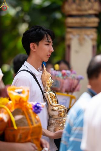 ภาพ No.100667:พิธีทอดกฐินสามัคคีทั่วไทย 5,000 วัด ณ วัดท่าลาดเหนือ จ.ฉะเชิงเทรา วันที่ 26 พฤศจิกายน พ.ศ. 2566