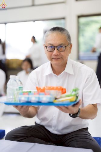 ภาพ No.243034:วันพฤหัสบดีที่ 4 กันยายน พ.ศ. 2568 เวลา 07.00-08.15 น. มหาวิทยาลัยเกษตรศาสตร์ กำแพงแสน ร่วมทำบุญตักบาตร Freshy KU85 พระสงฆ์ 85 รูป