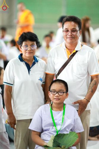 ภาพ No.132836:พิธีตัดปอยผม โครงการสามเณรฟื้นฟูพระพุทธศาสนาทั่วไทย ณ มหารัตนวิหารคด26 วัดพระธรรมกาย วันอาทิตย์ที่ 31 มีนาคม พ.ศ. 2567