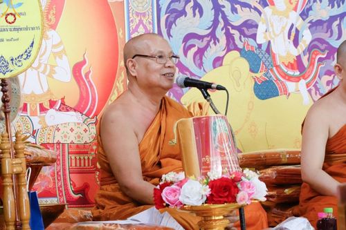 ภาพ No.166896:พิธีทอดกฐิน ณ วัดครุนอก ต.บางครุ อ.พระประแดง จ.สมุทรปราการ ในโครงการกฐินสามัคคีทั่วไทย 30,000 วัด บูชาธรรม 80 ปี หลวงพ่อธัมมชโย โดยคณะศิษยานุศิษย์วัดพระธรรมกาย วันที่ 20 ตุลาคม พ.ศ. 2567