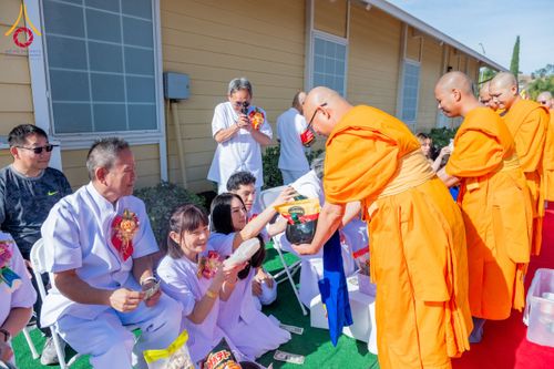 ภาพ No.174987:พิธีทอดกฐิน วัดพระธรรมกายซิลิคอนวัลเลย์ มลรัฐแคลิฟอร์เนีย ประเทศสหรัฐอเมริกา บูชาธรรม 80 ปี หลวงพ่อธัมมชโย โดยคณะศิษยานุศิษย์วัดพระธรรมกาย วันที่ 27 ตุลาคม พ.ศ. 2567