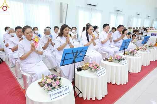 ภาพ No.107281:พิธีเจริญพระพุทธมนต์ ปฏิบัติธรรม มอบทุนการศึกษา ถวายสังฆทาน 140 วัด ณ ศุนย์ปฏิบัติธรรมพระมงคลเทพมุนี อ.สองพี่น้อง จ.สุพรรณบุรี วันเสาร์ที่ 6 มกราคม พ.ศ. 2567