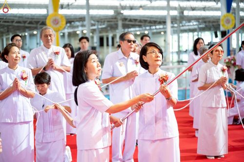 ภาพ No.238992:วันอาทิตย์ที่ 17 สิงหาคม พ.ศ. 2568 งานบุญวันอาทิตย์ พิธีจุดเทียนใจ ไฟนิรันด์ อนันตชัย ณ วัดพระธรรมกาย จ.ปทุมธานี