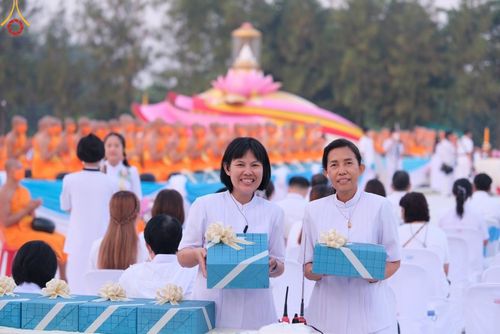 ภาพ No.110824:V.9 กล้าเก่ง การเตรียมงาน เก็บงาน การรับบุญของเจ้าหน้าที่หน่วยงานต่างๆ เพื่อโครงการธรรมยาตรา กตัญญูบูชามหาปูชนียาจารย์ พระมงคลเทพมุนี (สด จนฺทสโร) พระผู้ปราบมาร อนุสรณ์สถาน 7 แห่ง ปีที่ 12 ระหว่างวันที่ 2 - 31 มกราคม พ.ศ.2567