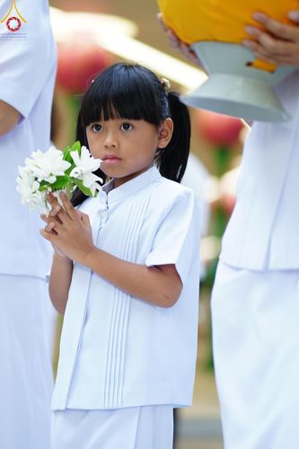 ภาพ No.141309:พิธีบรรพชาอุปสมบท โครงการอุปสมบทหมู่รุ่นผู้บริหาร รุ่นที่ 14 โครงการอุปสมบทหมู่ธรรมทายาท ระดับอุดมศึกษา รุ่นที่ 51 ภาคฤดูฝน ณ โบสถ์พระไตรปิฎก วัดพระธรรมกาย ในวันเสาร์ที่ 15 มิถุนายน พ.ศ. 2567