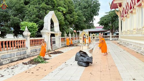 ภาพ No.218199:วันอังคารที่ 16 เมษายน พ.ศ. 2568 กิจกรรมสามเณรเดินธรรมยาตรา ในโครงการบรรพชา สามเณรภาคฤดูร้อนปี 2568 ศูนย์ปฏิบัติธรรมเขาคิชฌกูฏ จันทบุรี