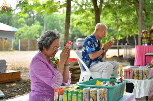 ภาพ No.62832:พิธีตักบาตรฉลองสามเณรใหม่ ในโครงการบรรพชาสามเณร ฟื้นฟูพระพุทธศาสนาทั่วไทย ณ ศูนย์ปฏิบัติธรรมพนมสารคาม(เพชรตะวัน) จ.ฉะเชิงเทรา วันที่ 12 เมษายน พ.ศ. 2567