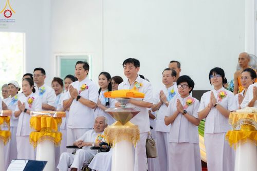 ภาพ No.97376:พิธีทอดกฐินสามัคคีทั่วไทย 5,000 วัด ณ ศูนย์อบรมเยาวชนนครปฐม วันที่ 19 พฤศจิกายน พ.ศ. 2566