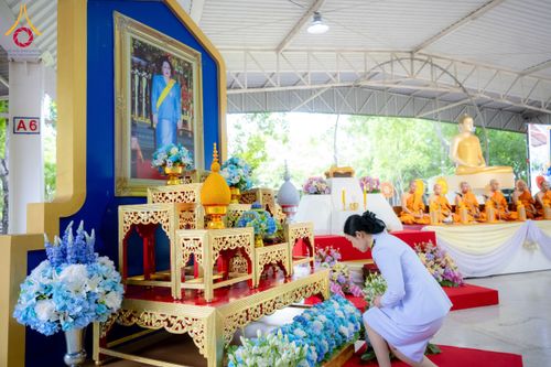 กิจกรรมเฉลิมพระเกียรติ สมเด็จพระนางเจ้าสิริกิติ์ พระบรมราชินีนาถ พระบรมราชชนนีพันปีหลวง เนื่องในโอกาสวันเฉลิมพระชนมพรรษา วันจันทร์ที่ 12 สิงหาคม พ.ศ. 2567 ณ อาคารโถงช้างฯ วัดพระธรรมกาย 