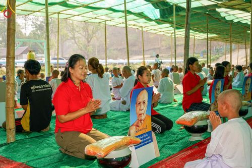 ภาพ No.62977:Photo Story  มหัศจรรย์วัดดงดินแดง Episode 2 โครงการบรรพชาอุปสมบทหมู่ ฟื้นฟูพระพุทธศาสนาทั่วไทย ณ วัดดงดินแดง อ.อมก๋อย จ.เชียงใหม่ วันที่ 3 เมษายน พ.ศ. 2567