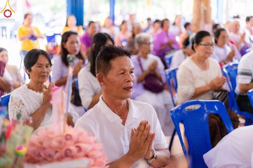 ภาพ No.166084:พิธีทอดกฐิน ณ ที่พักสงฆ์นาเจริญ(คุ้มเกษม) จ.อุบลราชธานี ในโครงการกฐินสามัคคีทั่วไทย 30,000 วัด บูชาธรรม 80 ปี หลวงพ่อธัมมชโย โดยคณะศิษยานุศิษย์วัดพระธรรมกาย วันที่ 20 ตุลาคม พ.ศ. 2567