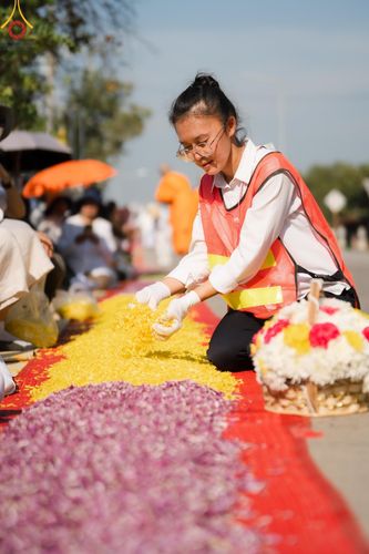 ภาพ No.111582:V.10 เก่งกล้า การเตรียมงาน เก็บงาน การรับบุญของเจ้าหน้าที่หน่วยงานต่างๆ เพื่อโครงการธรรมยาตรา กตัญญูบูชามหาปูชนียาจารย์ พระมงคลเทพมุนี (สด จนฺทสโร) พระผู้ปราบมาร อนุสรณ์สถาน 7 แห่ง ปีที่ 12 ระหว่างวันที่ 2 - 31 มกราคม พ.ศ.2567