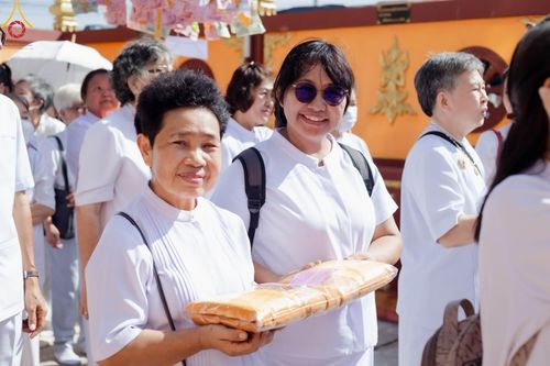 ภาพ No.92919:พิธีทอดกฐินสามัคคีทั่วไทย 5,000 วัด โดยคณะศิษยานุศิษย์วัดพระธรรมกาย  น้อมบูชาธรรม 79 ปี หลวงพ่อธัมมชโย  ณ วัดเตาปูน จ.ชลบุรี วันที่ 8 พฤศจิกายน พ.ศ. 2566