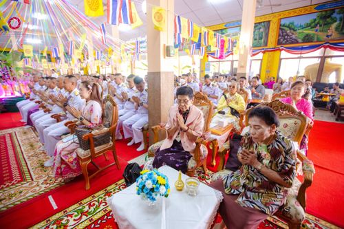 ภาพ No.169075:งานทอดกฐินสามัคคีวัดรังสีสุนทร กม.๕ โดย หน่วยบัญชาการต่อสู้อากาศยานและรักษาฝั่ง และโครงการกฐินสามัคคีทั่วไทย 30,000 วัด บูชาธรรม 80 ปี หลวงพ่อธัมมชโย โดย คณะศิษยานุศิษย์วัดพระธรรมกาย ณ วัดรังสีสุนทร กม.๕ จ. ชลบุรี วันที่ 23 ตุลาคม พ.ศ.2567