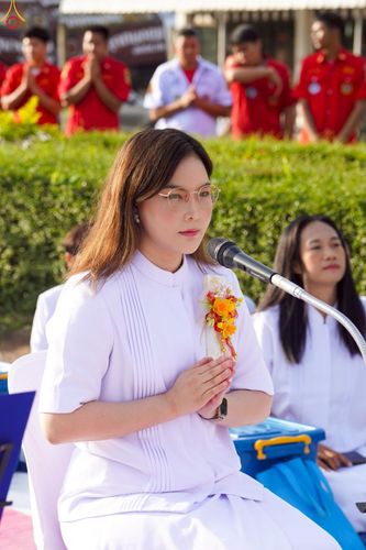 ภาพ No.229826:วันพฤหัสบดีที่ 26 มิถุนายน พ.ศ. 2568 พิธีตักบาตรพระ 1,165 รูป ฉลองก่อตั้งเมืองวานรนิวาส ครบรอบ 164 ปี ณ ถนนวานรนิวาส-อากาศอำนวย อ.วานรนิวาส จ.สกลนคร