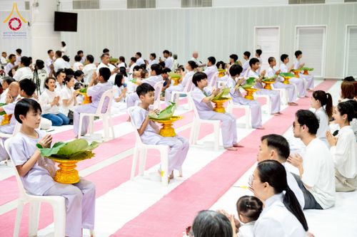 ภาพ No.213514:วันเสาร์ที่ 29 มีนาคม พ.ศ. 2568 พิธีปลงผม โครงการสามเณรยุวธรรมทายาท รุ่นที่ 33 โครงการสามเณรมัชฌิมธรรมทายาท รุ่นที่ 29 ณ ห้องปฏิบัติธรรมวิหารคด คอร์ 13 วัดพระธรรมกาย