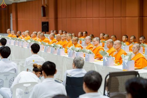 ภาพ No.228193:วันอาทิตย์ที่ 1 มิถุนายน พ.ศ.2568 พิธีถวายมหาสังฆทานพระ 100 รูป สโมสรซุปเปอร์คิดส์ ปีที่ 6 ณ ห้อง SPD 8 สภาธรรมกายสากล วัดพระธรรมกาย