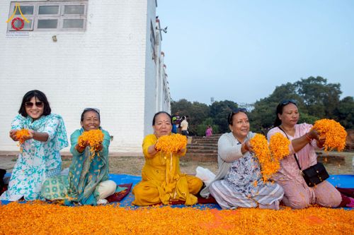 ภาพ No.212878:วันที่ 14 - 15 มีนาคม พ.ศ. 2568 คณะสงฆ์และสามเณรเดินธรรมยาตรา ในโครงการบวชสามเณรเนปาล 500 รูป ไปยังสถานที่รอบมายาเทวีและลุมพินีเกรด ณ ลุมพินี ประเทศเนปาล