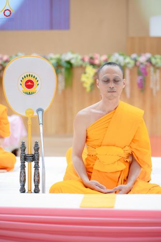 ภาพ No.206866:พิธีถวายโคมมาฆประทีป น้อมถวายเป็นพุทธบูชา แด่คณะพระภิกษุ สามเณร วัดพระธรรมกาย วันอาทิตย์ที่ 9 กุมภาพันธ์ พ.ศ. 2568 ณ ห้องแก้วสารพัดนึก 2 สภาธรรมกายสากล วัดพระธรรมกาย จังหวัดปทุมธานี