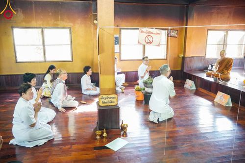 ภาพ No.98207:พิธีทอดกฐินสมทบวัดกัลยาณมิตร วัดป่าพระทัมเทพวง สปป.ลาว หลวงปู่สุวันคำ จันทสาโร วันที่ 23 พฤศจิกายน พ.ศ. 2566