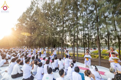 ภาพ No.135281:พิธีปลงผม ธรรมทายาท ระดับอุดมศึกษา รุ่นที่ 51 ภาคฤดูร้อน ณ วัดพระธรรมกาย จ.ปทุมธานี วันเสาร์ที่ 6 เมษายน พ.ศ. 2567