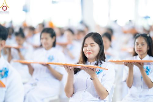 ภาพ No.154474:พิธีทอดผ้าป่าสมทบกฐินวัดพระธรรมกาย และสมทบกฐิน 30,000 วัดทั่วไทย ครั้งที่ 2 ณ สภาธรรมกายสากล วัดพระธรรมกาย วันอังคารที่ 17 กันยายน พ.ศ. 2567