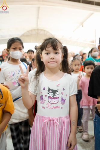 ภาพ No.111205:กิจกรรมงานวันเด็กแห่งชาติ รวมพลังเด็กเก่งและดี สร้างความดีสากล ปีที่ 6 ร่วมจัดโดย เทศบาลเมืองท่าโขลง พุทธสมาคมปทุมธานี องค์การบริหารส่วนตำบลคลองสาม ณ วัดพระธรรมกาย จ.ปทุมธานี วันที่ 13 มกราคม พ.ศ. 2567