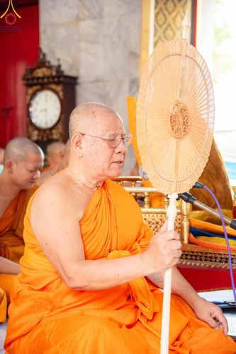 ภาพ No.165073:พิธีทอดกฐิน ณ วัดใหม่พิเรนทร์ แขวงวัดอรุณ เขตบางกอกใหญ่ กรุงเทพมหานคร ในโครงการกฐินสามัคคีทั่วไทย 30,000 วัด บูชาธรรม 80 ปี หลวงพ่อธัมมชโย โดยคณะศิษยานุศิษย์วัดพระธรรมกาย วันที่ 20 ตุลาคม พ.ศ. 2567