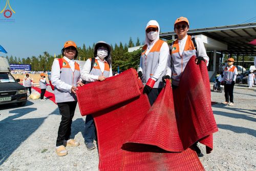 ภาพ No.108629:V.6 บุญเข้า การเตรียมงาน เก็บงาน การรับบุญของเจ้าหน้าที่หน่วยงานต่างๆ เพื่อโครงการธรรมยาตรา กตัญญูบูชามหาปูชนียาจารย์ พระมงคลเทพมุนี (สด จนฺทสโร) พระผู้ปราบมาร อนุสรณ์สถาน 7 แห่ง ปีที่ 12 ระหว่างวันที่ 2 - 31 มกราคม พ.ศ.2567