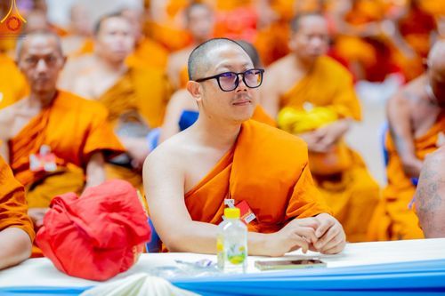 ภาพ No.219513:วันอังคารที่ 22 เมษายน พ.ศ. 2568 สัมมนาสงฆ์ เพื่อความมั่นคงและความเจริญรุ่งเรืองแห่งพระพุทธศาสนา  เนื่องในวันคุ้มครองโลก พิธีถวายมหาสังฆทานแด่คณะสงฆ์ 40,000 กว่าวัดทั่วประเทศ ณ วัดพระธรรมกาย จ.ปทุมธานี
