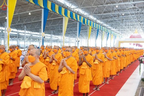 ภาพ No.102774:พิธีรับมอบต้นสมบัติจักรพรรดิ เพื่องานเผยแผ่พระพุทธศาสนาวิชชาธรรมกายไปทั่วโลก แด่ศูนย์ส่งเสริมศีลธรรมทั่วโลก 224 แห่ง วันอาทิตย์ที่ 17 ธันวาคม พ.ศ. 2566 ณ สภาธรรมกายสากล วัดพระธรรมกาย