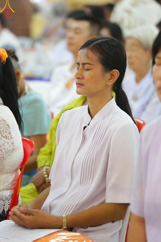 ภาพ No.166352:พิธีทอดกฐิน ณ วัดคูหาสุวรรณ จ.สุโขทัย ในโครงการกฐินสามัคคีทั่วไทย 30,000 วัด บูชาธรรม 80 ปี หลวงพ่อธัมมชโย โดยคณะศิษยานุศิษย์วัดพระธรรมกาย วันที่ 27 ตุลาคม พ.ศ. 2567