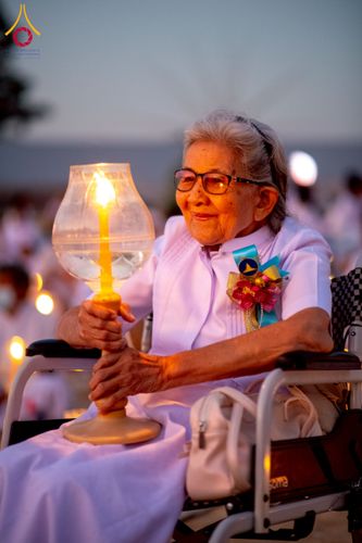 ภาพ No.275253:วันอาทิตย์ที่ 30 พฤศจิกายน พ.ศ. 2568 พิธีจุดประทีปถวายเป็นพุทธบูชา ณ ศูนย์ปฏิบัติธรรมระยอง (บ้านช่องลม)