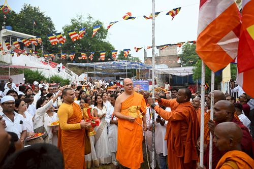 ภาพ No.263483:วันที่ 18 ตุลาคม พ.ศ. 2568 พิธีแห่กฐิน และกฐินสมทบหลวงพ่อ ธัมมชโย  ถวายแด่ วัดพุทธภูมิ เมืองโภปาล รัฐมัธยประเทศ ประเทศอินเดีย 