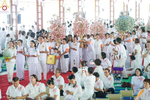 ภาพ No.91574:พิธีทอดผ้าป่า สร้างลานเอนกประสงค์พญานาค 4 ตระกูล จุดประทีปโคมลาน ถวายเป็นพุทธบูชา  สร้างความสว่างไสวให้กับแผ่นดินด้วยแสงธรรม วันอาทิตย์ที่ 29 ตุลาคม พ.ศ. 2566 ณ พุทธอุทยานนานาชาติ จังหวัดหนองคาย