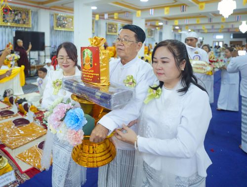 ภาพ No.261447:วันที่ 26 ตุลาคม พ.ศ. 2568 พิธีทอดกฐินสามัคคีไทย-เมียนมา บูชาธรรมอายุวัฒนมงคล 81 ปี หลวงพ่อธมฺมชโย ณ วัดมินจาวน์ ประเทศสาธารณรัฐแห่งสหภาพเมียนมา 