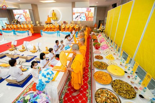 ภาพ No.86529:พิธีบุพเปตพลีนานาชาติ ปีที่ 10  วันเสาร์ที่ 19 สิงหาคม 2566  ณ ศูนย์ปฏิบัติธรรมภาคใต้ อ.บางกล่ำ จ.สงขลา